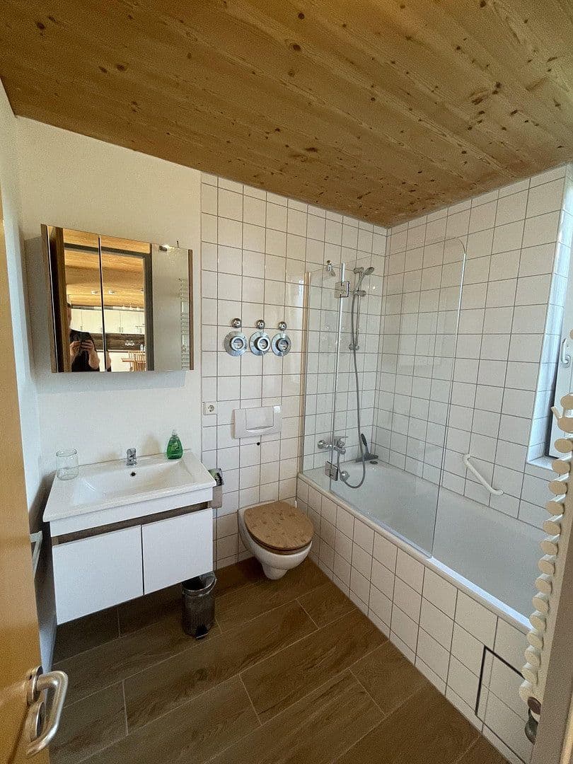 Pronájem bytu 3+1 76 m², Richard-Strauss-Straße 65, Ingolstadt, Bavorsko Pronájem bytu 3+1 76 m², Richard-Strauss-Straße 65, Ingolstadt, Bavorsko