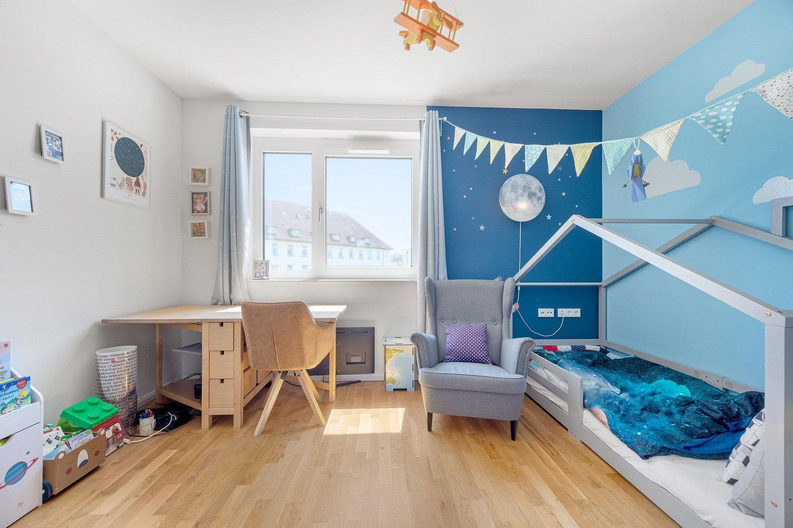 Prodej domu 121 m², pozemek 121 m², Hamburg, Hamburg Prodej domu 121 m², pozemek 121 m², Hamburg, Hamburg