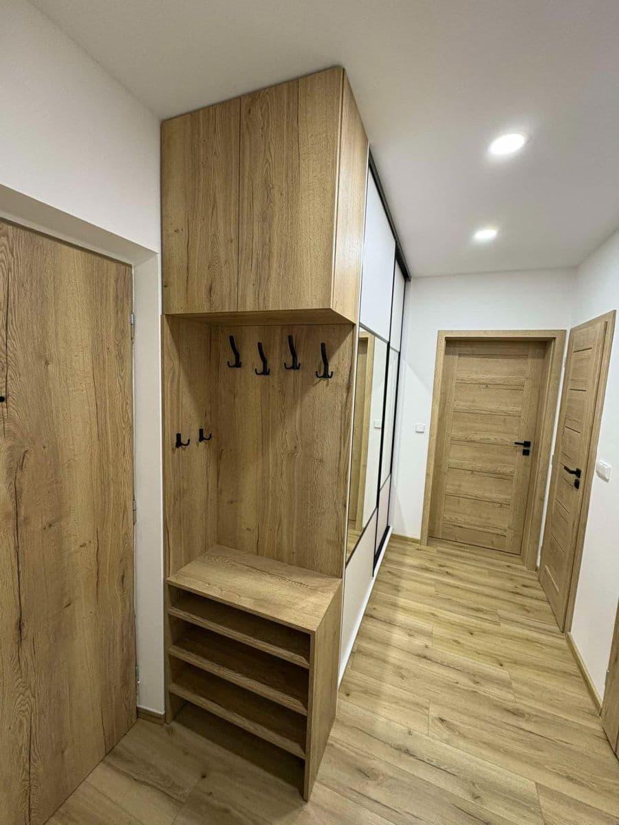 Pronájem bytu 2+1 56 m², Volgogradská, Ostrava, Moravskoslezský kraj Pronájem bytu 2+1 56 m², Volgogradská, Ostrava, Moravskoslezský kraj