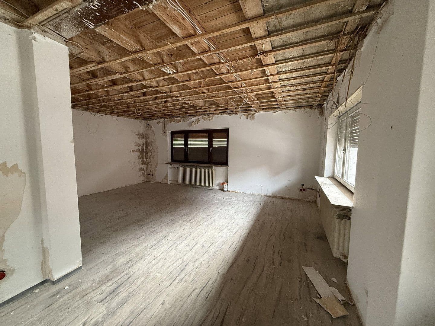 Prodej domu 165 m², pozemek 250 m², Esthal, Porýní-Falc Prodej domu 165 m², pozemek 250 m², Esthal, Porýní-Falc