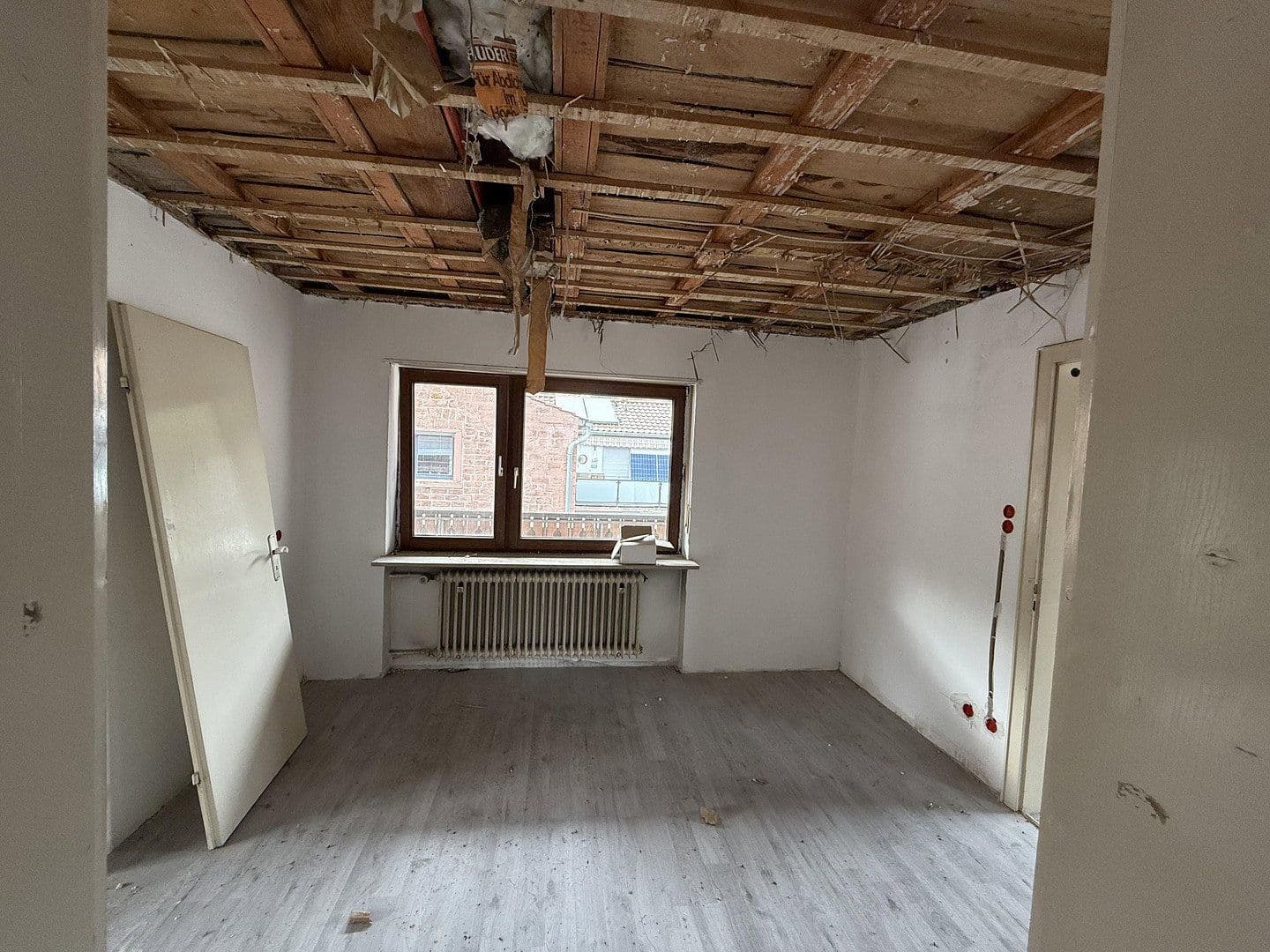 Prodej domu 165 m², pozemek 250 m², Esthal, Porýní-Falc Prodej domu 165 m², pozemek 250 m², Esthal, Porýní-Falc
