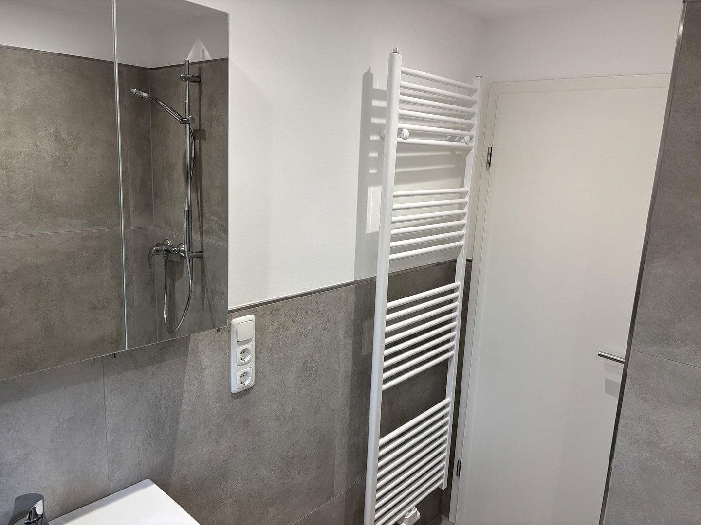 Prodej domu 670 m², pozemek 1.041 m², Köln, Severní Porýní-Vestfálsko Prodej domu 670 m², pozemek 1.041 m², Köln, Severní Porýní-Vestfálsko