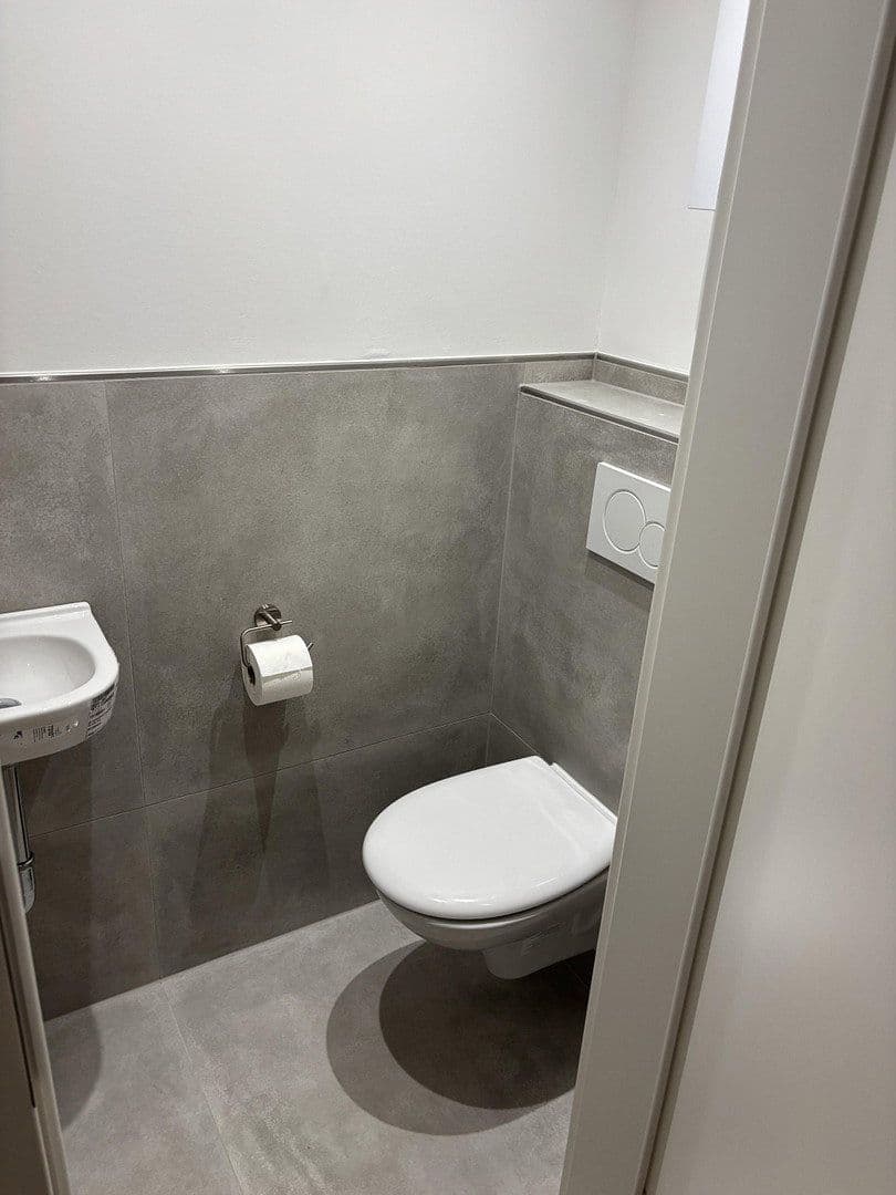 Prodej domu 670 m², pozemek 1.041 m², Köln, Severní Porýní-Vestfálsko Prodej domu 670 m², pozemek 1.041 m², Köln, Severní Porýní-Vestfálsko