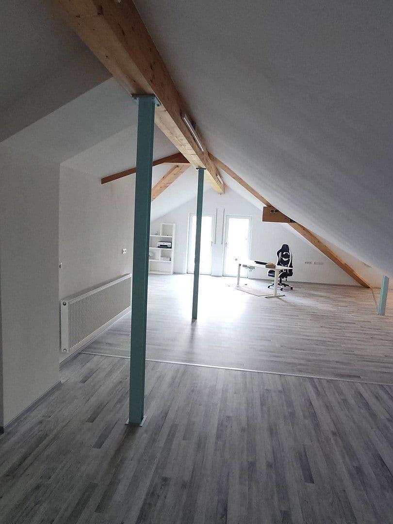 Prodej domu 192 m², pozemek 1.105 m², Euerbach, Bavorsko Prodej domu 192 m², pozemek 1.105 m², Euerbach, Bavorsko