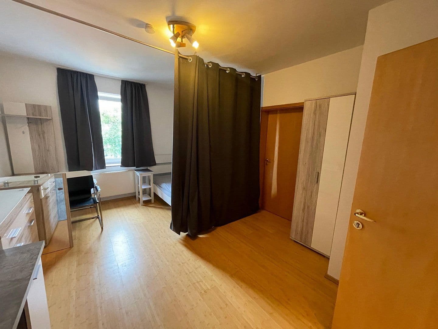 Pronájem bytu 33 m², Fürstenriederstraße 8, Münhen, Bavorsko Pronájem bytu 33 m², Fürstenriederstraße 8, Münhen, Bavorsko
