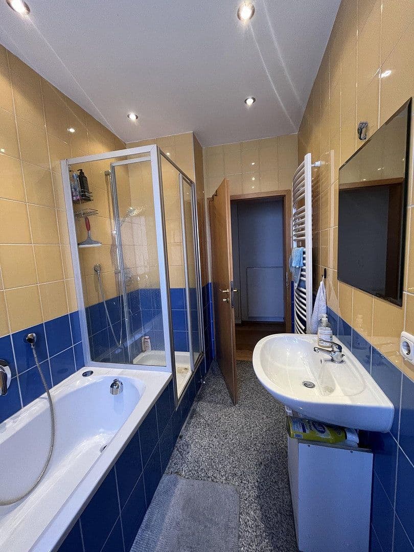 Pronájem bytu 33 m², Fürstenriederstraße 8, Münhen, Bavorsko Pronájem bytu 33 m², Fürstenriederstraße 8, Münhen, Bavorsko