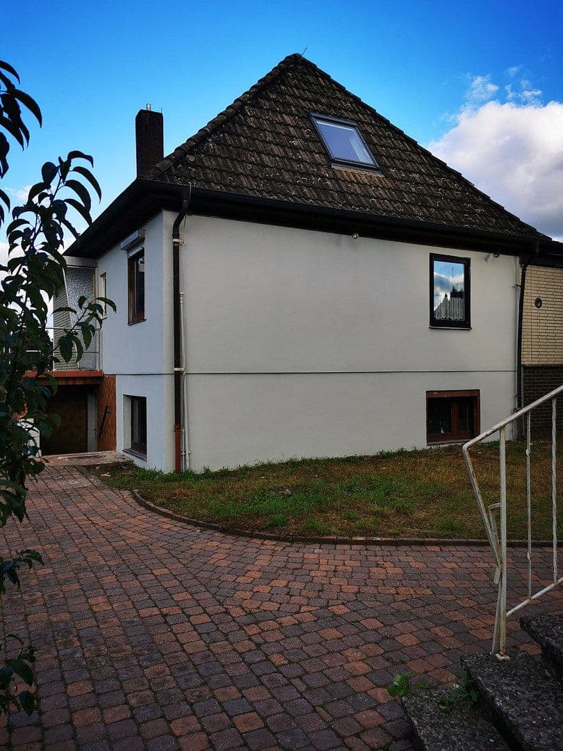 Prodej domu 295 m², pozemek 919 m², Auf der Loge 8, Wedemark, Dolní Sasko Prodej domu 295 m², pozemek 919 m², Auf der Loge 8, Wedemark, Dolní Sasko