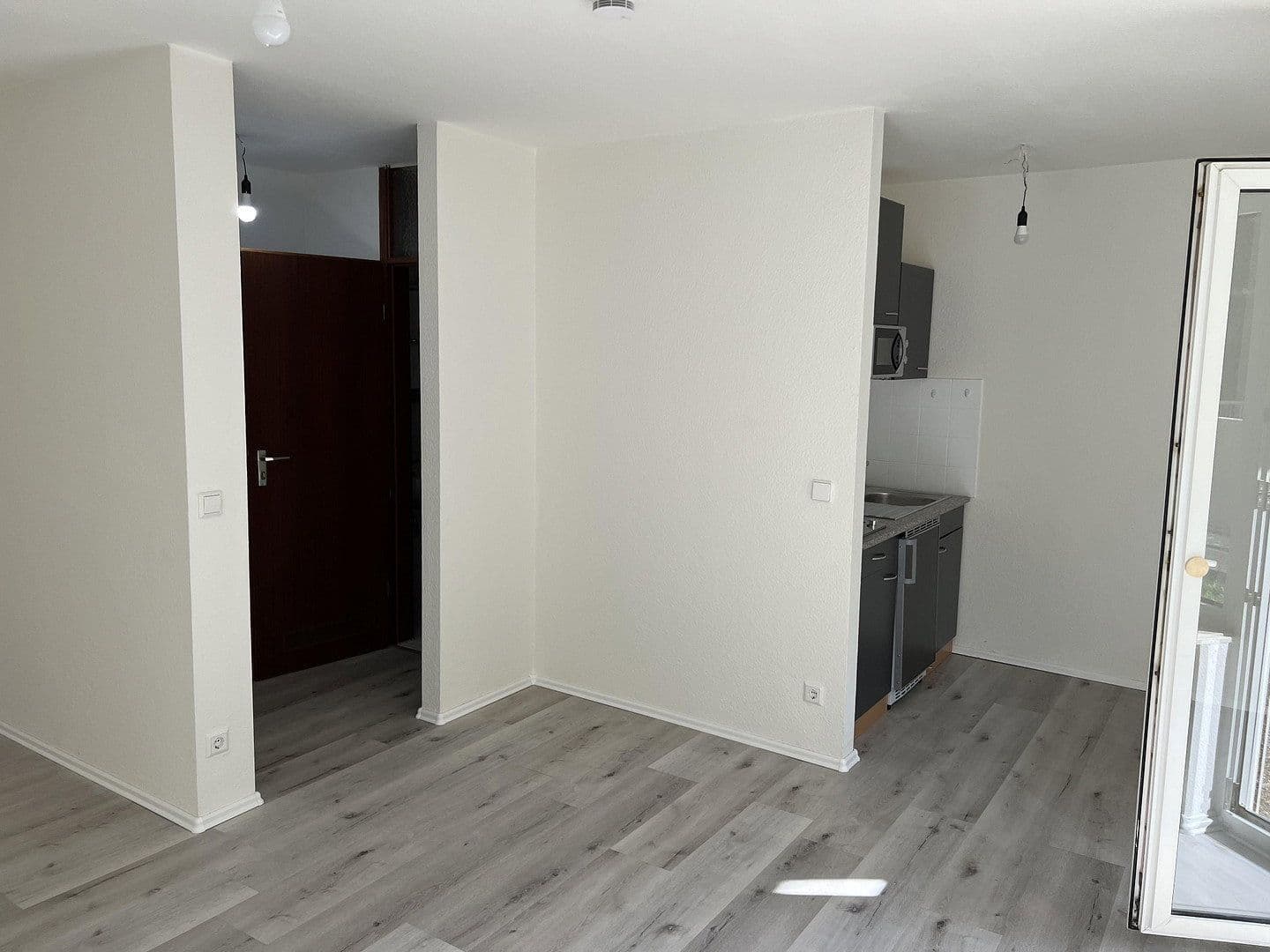 Pronájem bytu 1+kk 32 m², Braheweg 11-13, Pforzheim, Bádensko-Württembersko Pronájem bytu 1+kk 32 m², Braheweg 11-13, Pforzheim, Bádensko-Württembersko