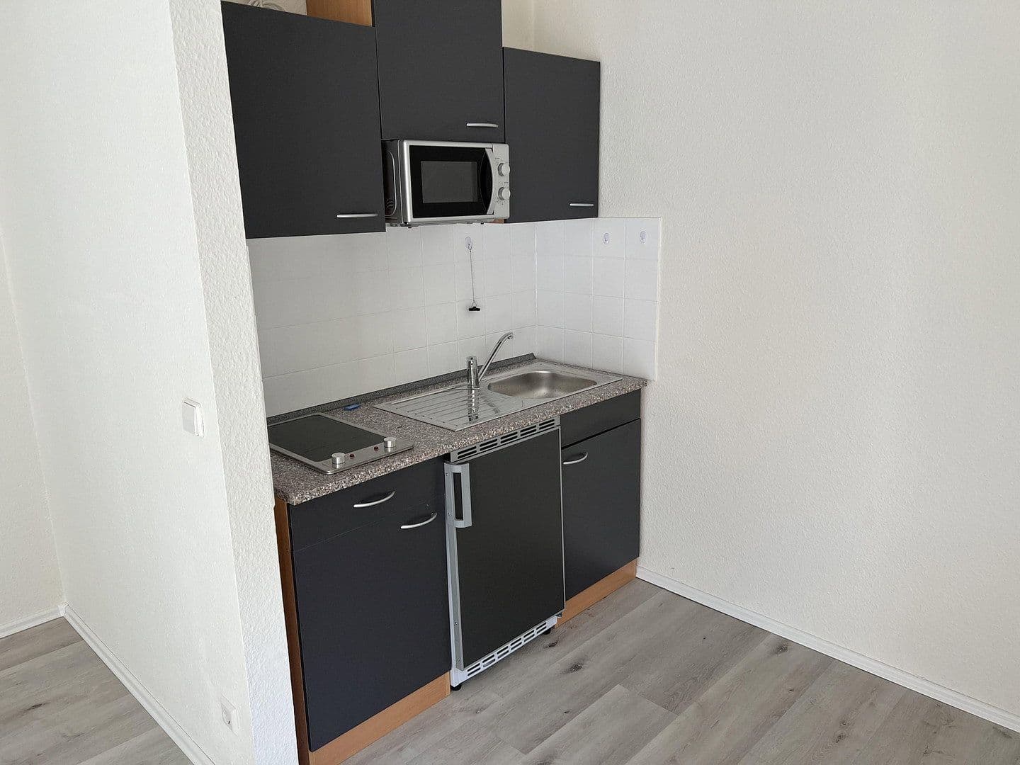 Pronájem bytu 1+kk 32 m², Braheweg 11-13, Pforzheim, Bádensko-Württembersko Pronájem bytu 1+kk 32 m², Braheweg 11-13, Pforzheim, Bádensko-Württembersko