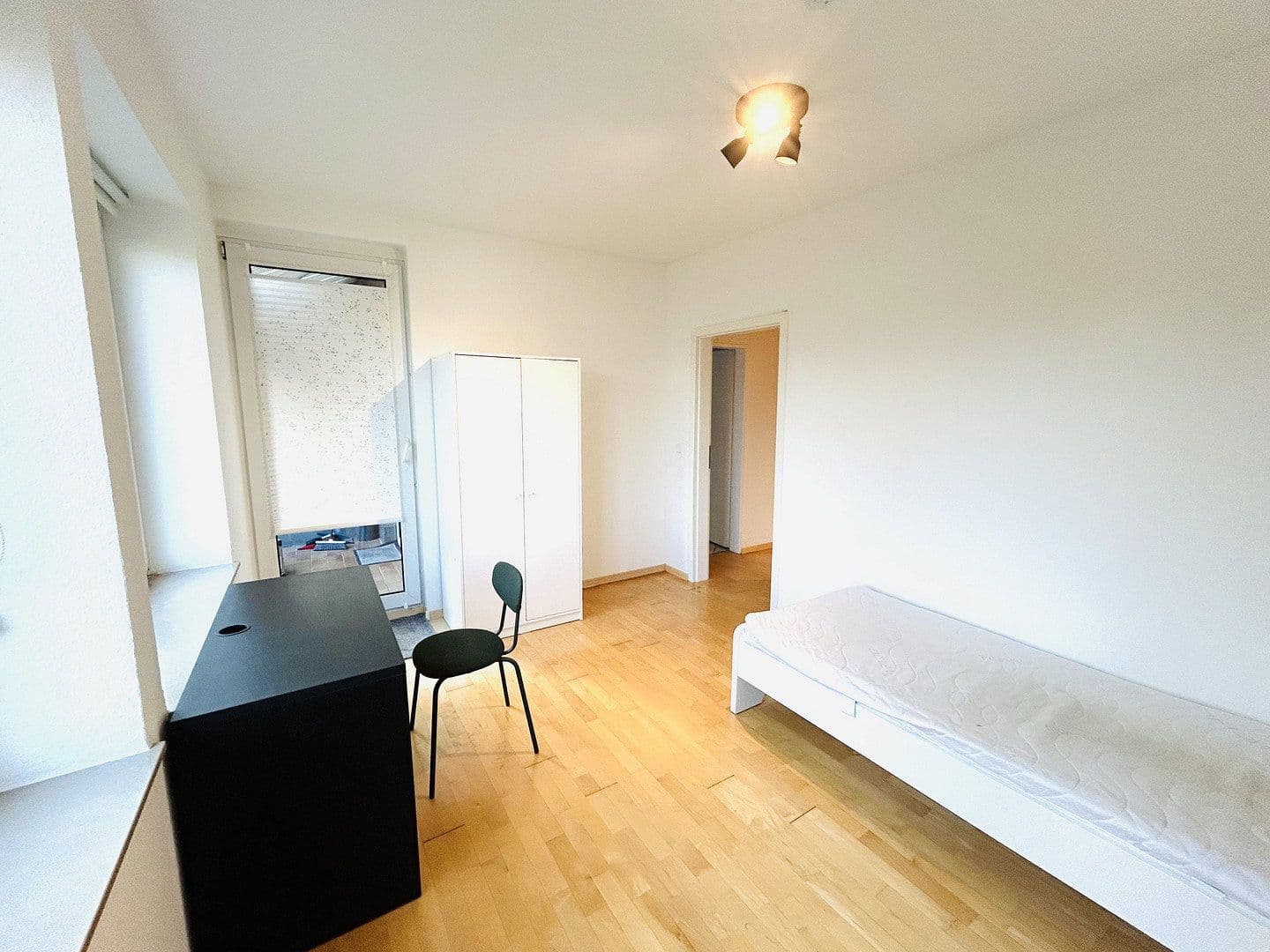 Pronájem bytu 35 m², Gütersloh, Severní Porýní-Vestfálsko Pronájem bytu 35 m², Gütersloh, Severní Porýní-Vestfálsko
