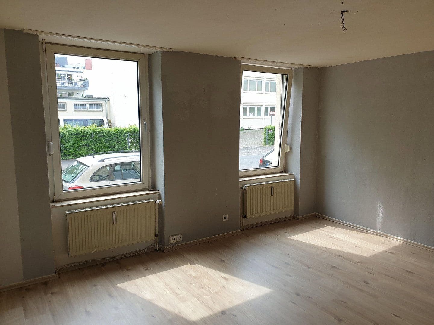 Prodej domu 575 m², pozemek 538 m², Berg. Gladbacher Str. 73, Köln, Severní Porýní-Vestfálsko Prodej domu 575 m², pozemek 538 m², Berg. Gladbacher Str. 73, Köln, Severní Porýní-Vestfálsko