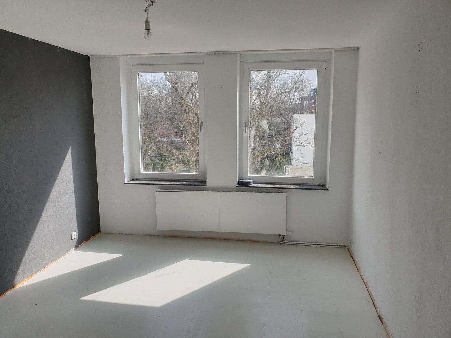 Prodej domu 575 m², pozemek 538 m², Berg. Gladbacher Str. 73, Köln, Severní Porýní-Vestfálsko Prodej domu 575 m², pozemek 538 m², Berg. Gladbacher Str. 73, Köln, Severní Porýní-Vestfálsko