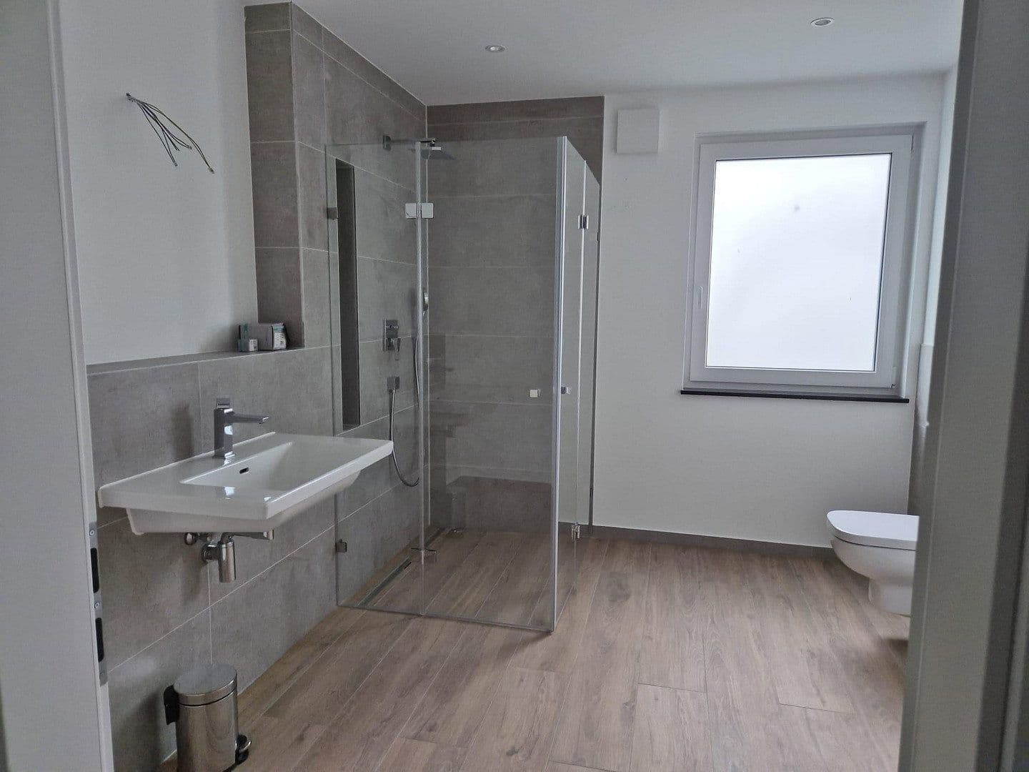 Pronájem bytu 3+1 88 m², Jahnstraße 47, Rosbach v. d. Höhe, Hessen Pronájem bytu 3+1 88 m², Jahnstraße 47, Rosbach v. d. Höhe, Hessen
