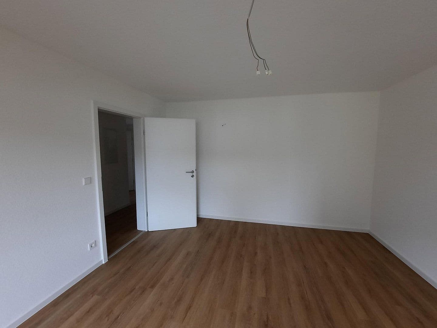 Pronájem bytu 93 m², Weiherstraße 27, Pfinztal, Bádensko-Württembersko Pronájem bytu 93 m², Weiherstraße 27, Pfinztal, Bádensko-Württembersko