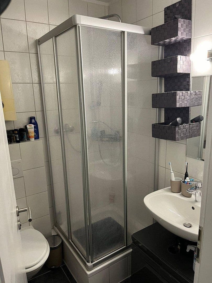 Pronájem bytu 4+1 75 m², Remscheid, Severní Porýní-Vestfálsko Pronájem bytu 4+1 75 m², Remscheid, Severní Porýní-Vestfálsko