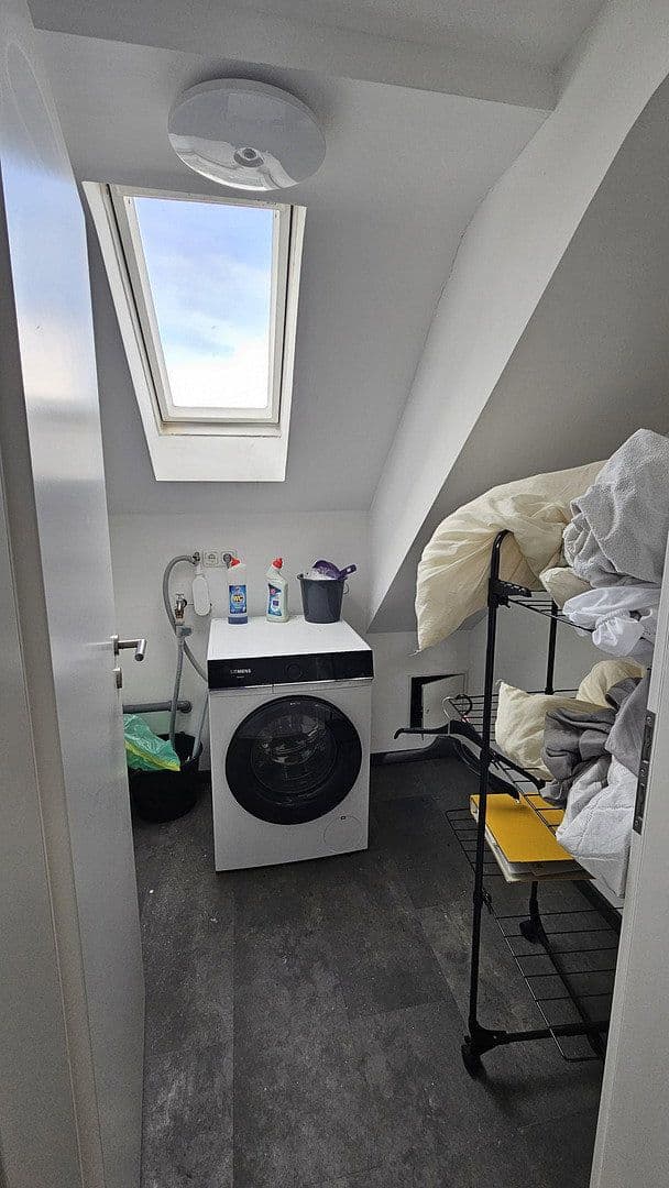 Pronájem bytu 2+1 63 m², Bahnhofstr. 63, Alsdorf, Severní Porýní-Vestfálsko Pronájem bytu 2+1 63 m², Bahnhofstr. 63, Alsdorf, Severní Porýní-Vestfálsko