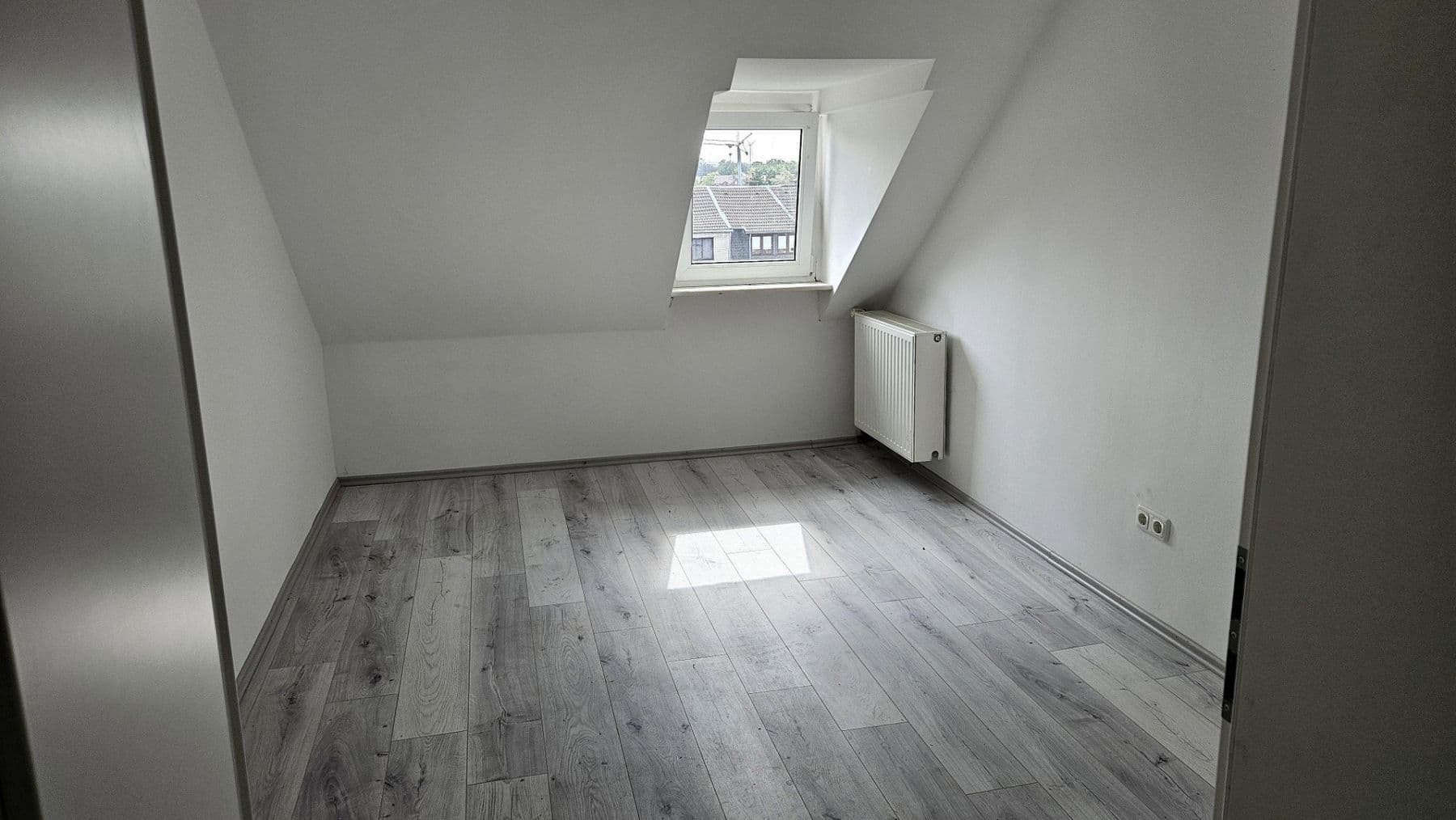 Pronájem bytu 2+1 63 m², Bahnhofstr. 63, Alsdorf, Severní Porýní-Vestfálsko Pronájem bytu 2+1 63 m², Bahnhofstr. 63, Alsdorf, Severní Porýní-Vestfálsko