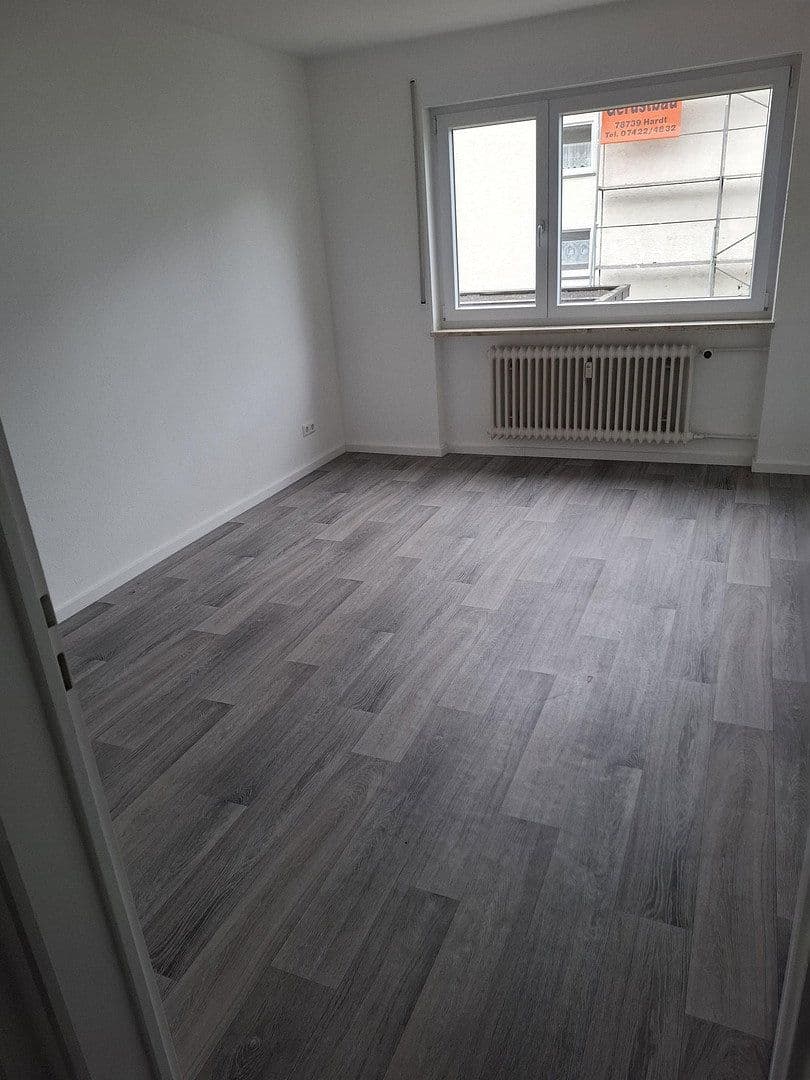 Pronájem bytu 3+1 81 m², Römerstr. 3, Rottweil, Bádensko-Württembersko Pronájem bytu 3+1 81 m², Römerstr. 3, Rottweil, Bádensko-Württembersko