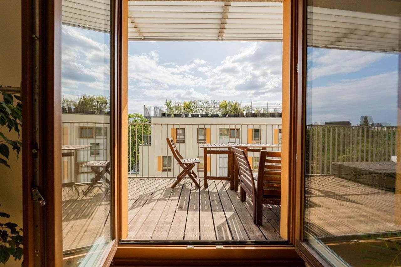 Pronájem bytu 3+1 170 m², Diestelmeyer Str. 5a, Berlin, Berlín Pronájem bytu 3+1 170 m², Diestelmeyer Str. 5a, Berlin, Berlín