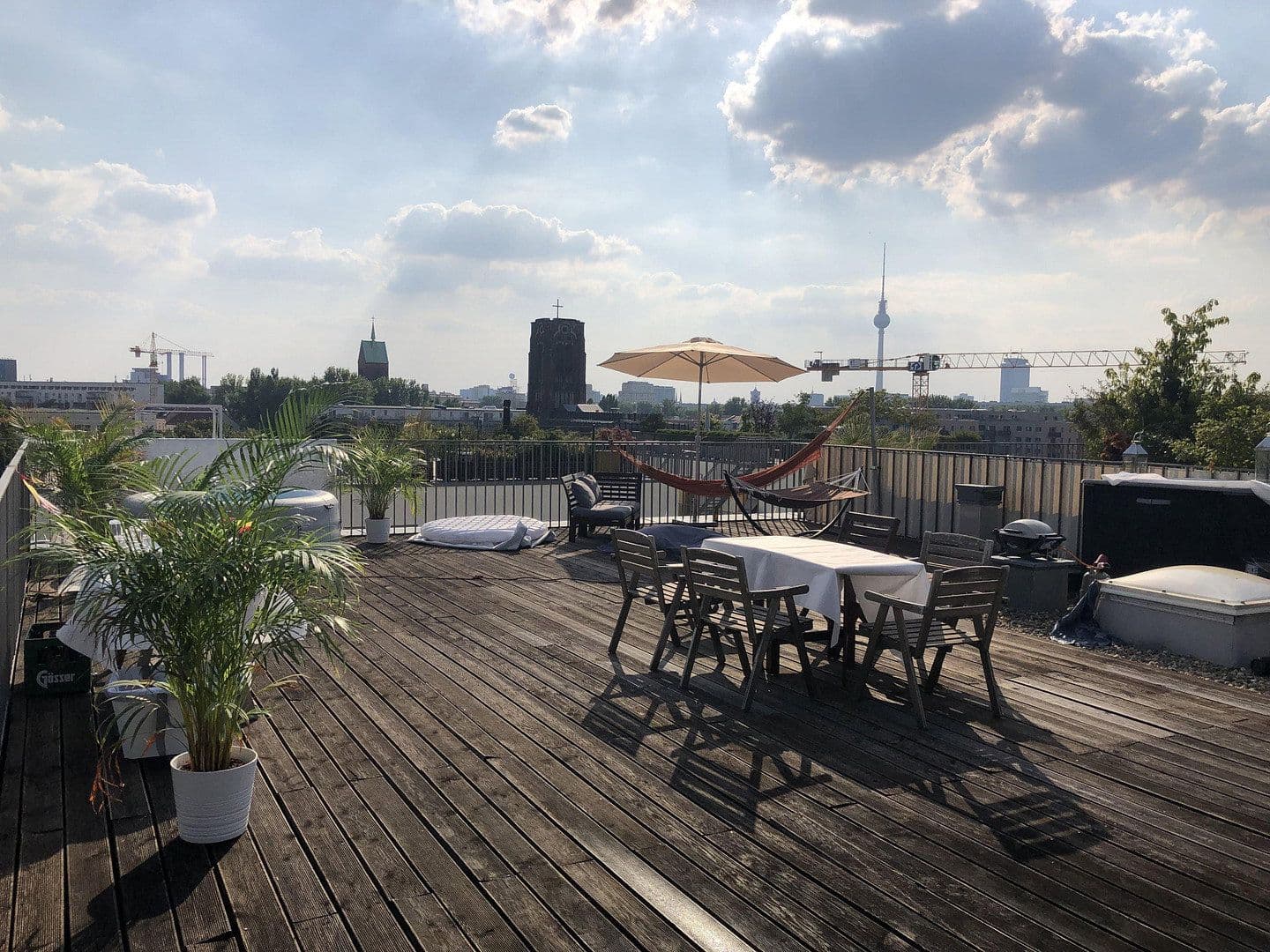Pronájem bytu 3+1 170 m², Diestelmeyer Str. 5a, Berlin, Berlín Pronájem bytu 3+1 170 m², Diestelmeyer Str. 5a, Berlin, Berlín