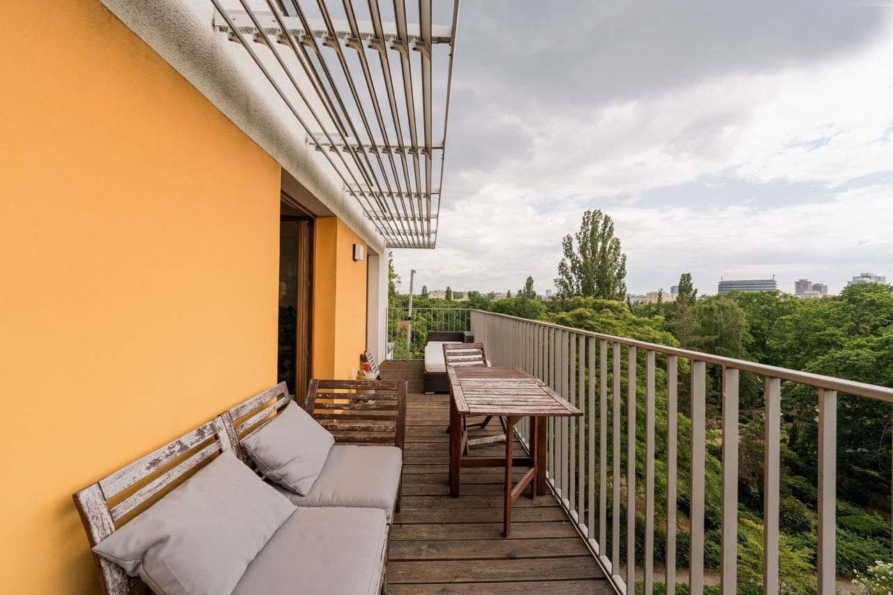 Pronájem bytu 3+1 170 m², Diestelmeyer Str. 5a, Berlin, Berlín Pronájem bytu 3+1 170 m², Diestelmeyer Str. 5a, Berlin, Berlín