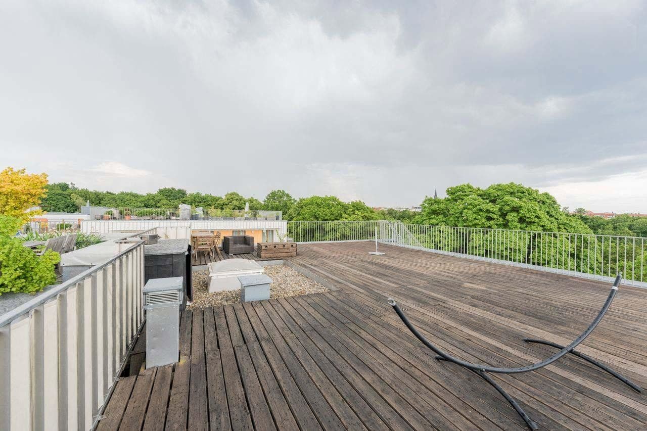 Pronájem bytu 3+1 170 m², Diestelmeyer Str. 5a, Berlin, Berlín Pronájem bytu 3+1 170 m², Diestelmeyer Str. 5a, Berlin, Berlín