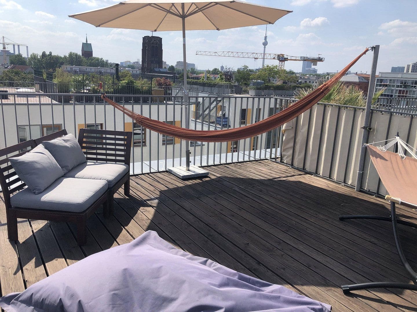 Pronájem bytu 3+1 170 m², Diestelmeyer Str. 5a, Berlin, Berlín Pronájem bytu 3+1 170 m², Diestelmeyer Str. 5a, Berlin, Berlín