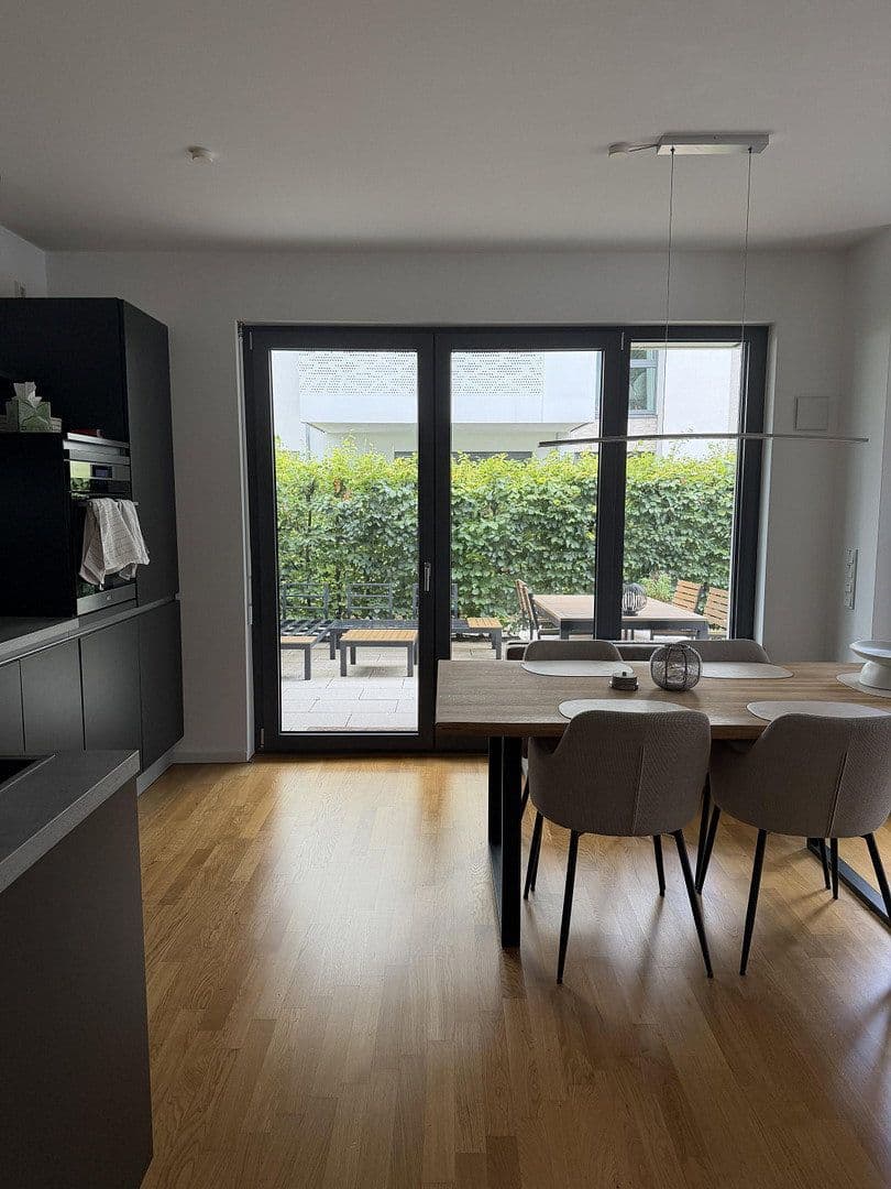 Pronájem bytu 2+1 76 m², Am Klostergarten 12, Köln, Severní Porýní-Vestfálsko Pronájem bytu 2+1 76 m², Am Klostergarten 12, Köln, Severní Porýní-Vestfálsko