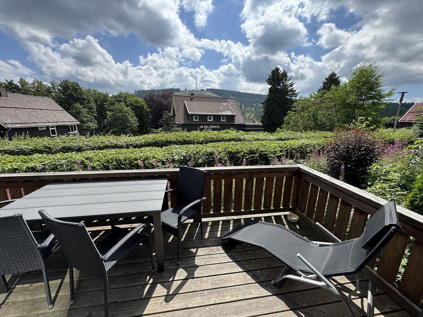 Prodej domu 525 m², pozemek 1.485 m², Goslar, Dolní Sasko Prodej domu 525 m², pozemek 1.485 m², Goslar, Dolní Sasko
