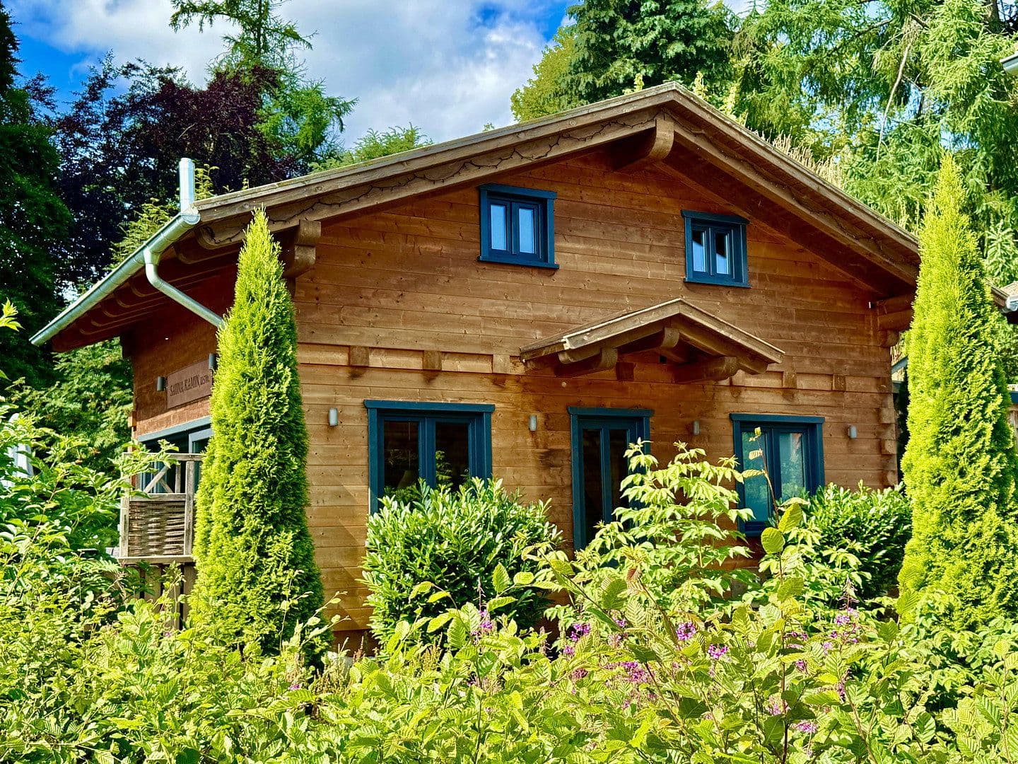 Prodej domu 525 m², pozemek 1.485 m², Goslar, Dolní Sasko Prodej domu 525 m², pozemek 1.485 m², Goslar, Dolní Sasko