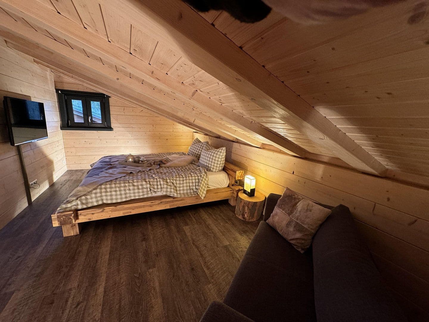 Prodej domu 525 m², pozemek 1.485 m², Goslar, Dolní Sasko Prodej domu 525 m², pozemek 1.485 m², Goslar, Dolní Sasko
