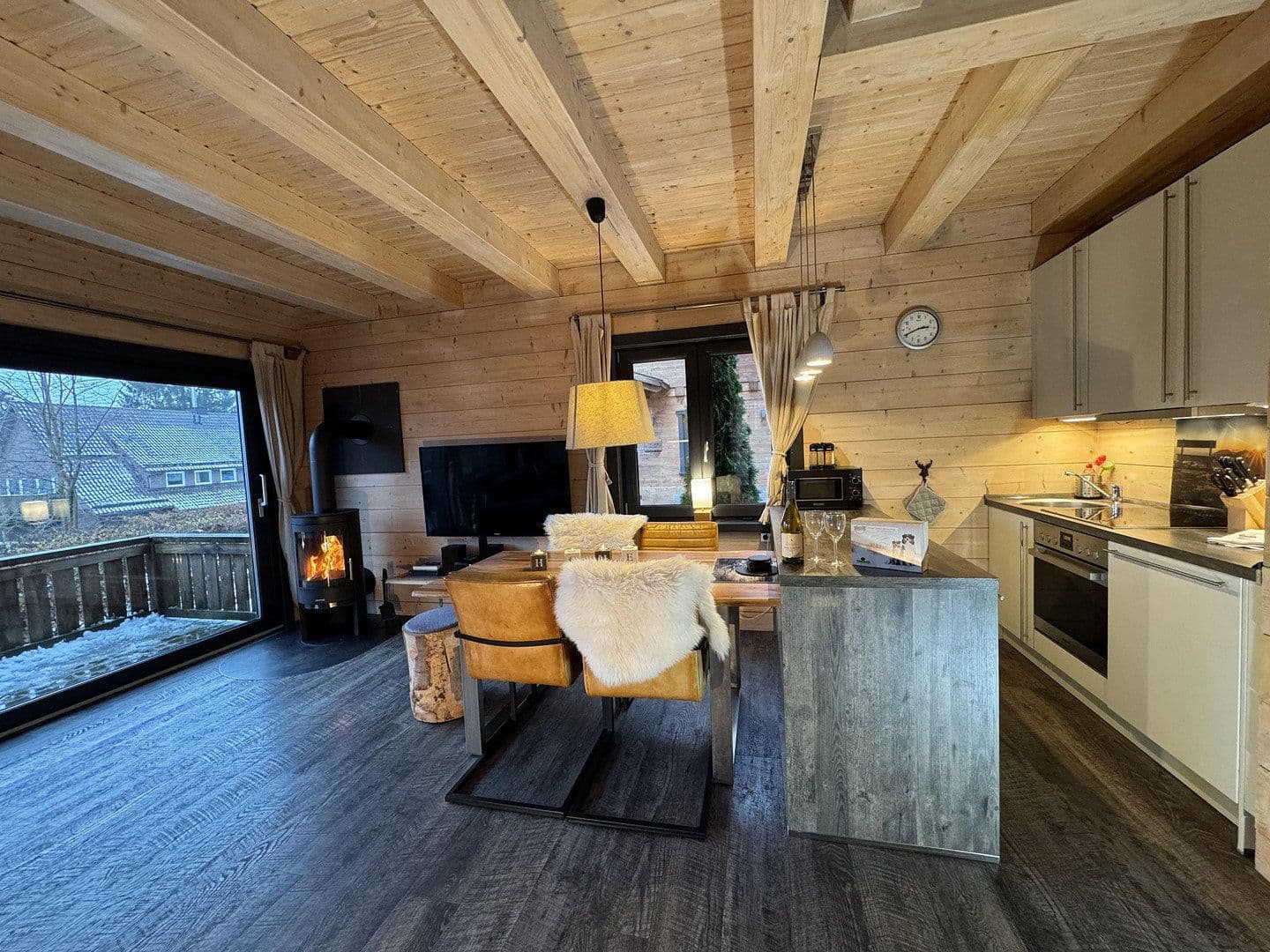 Prodej domu 525 m², pozemek 1.485 m², Goslar, Dolní Sasko Prodej domu 525 m², pozemek 1.485 m², Goslar, Dolní Sasko
