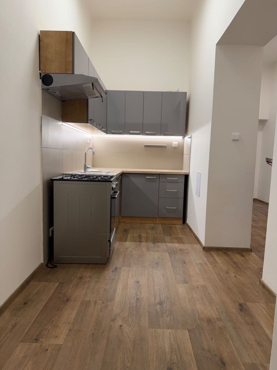Pronájem bytu 2+1 61 m², Přívozská, Ostrava, Moravskoslezský kraj Pronájem bytu 2+1 61 m², Přívozská, Ostrava, Moravskoslezský kraj