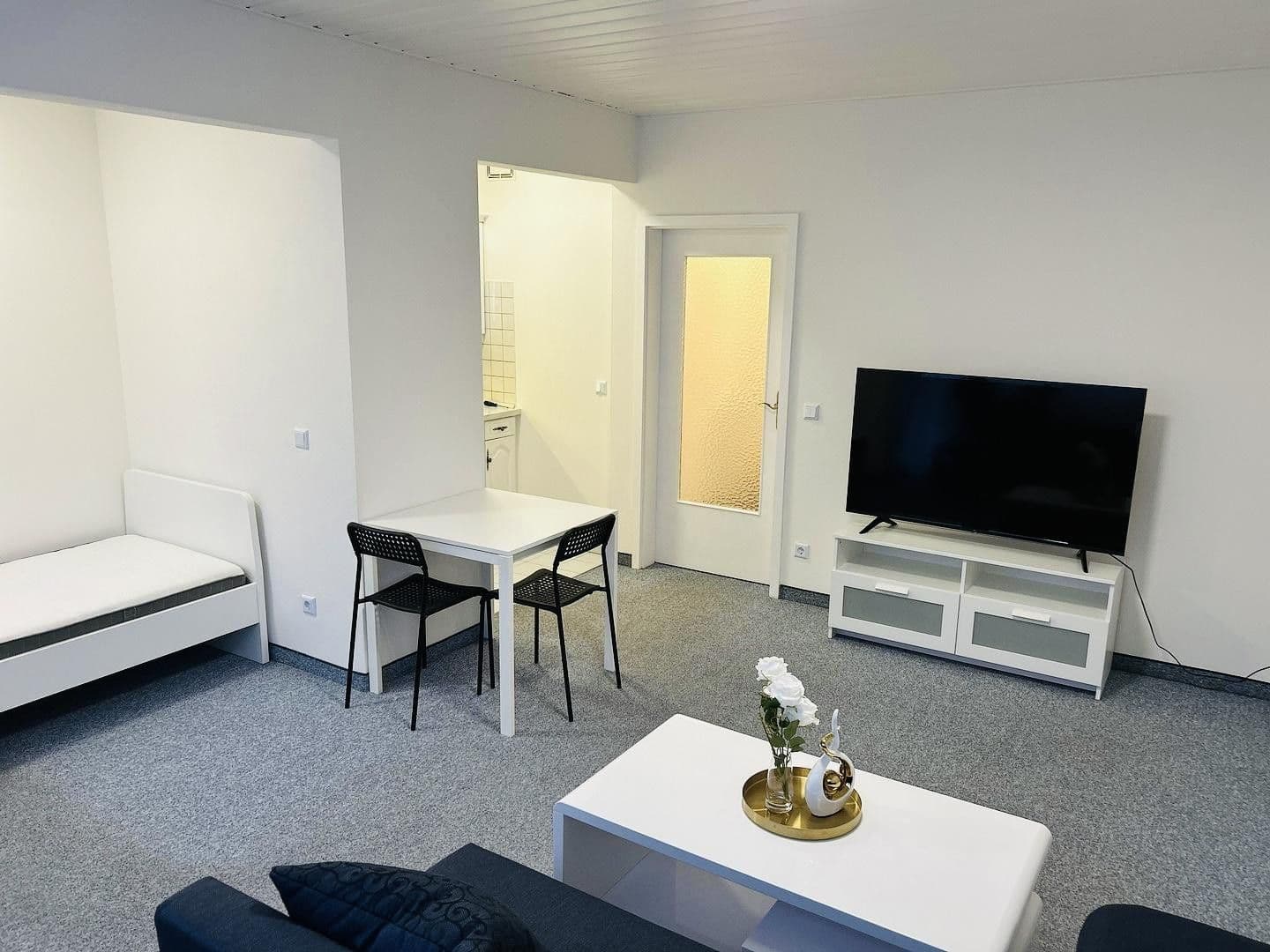 Pronájem bytu 1+1 31 m², München, Bavorsko Pronájem bytu 1+1 31 m², München, Bavorsko