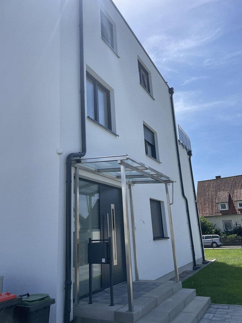 Pronájem bytu 3+1 96 m², Hameln, Dolní Sasko Pronájem bytu 3+1 96 m², Hameln, Dolní Sasko