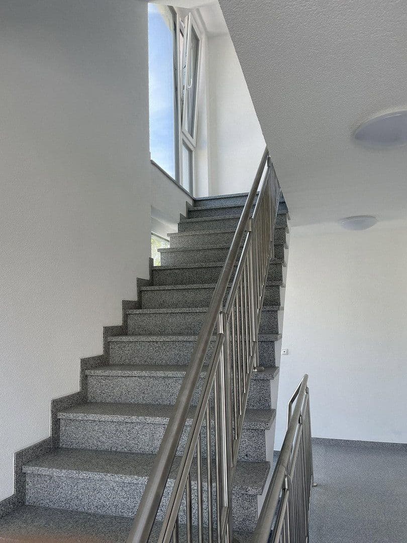 Pronájem bytu 3+1 96 m², Hameln, Dolní Sasko Pronájem bytu 3+1 96 m², Hameln, Dolní Sasko