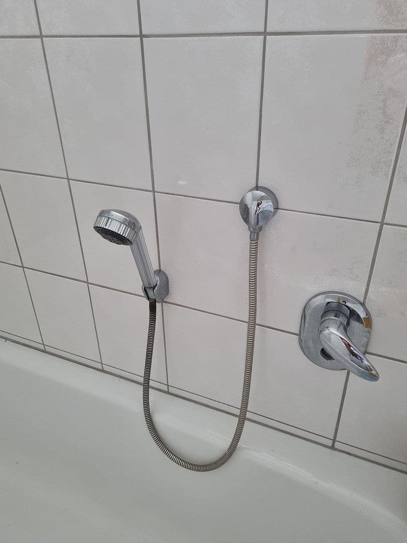 Pronájem bytu 3+1 98 m², Ettringen, Porýní-Falc Pronájem bytu 3+1 98 m², Ettringen, Porýní-Falc