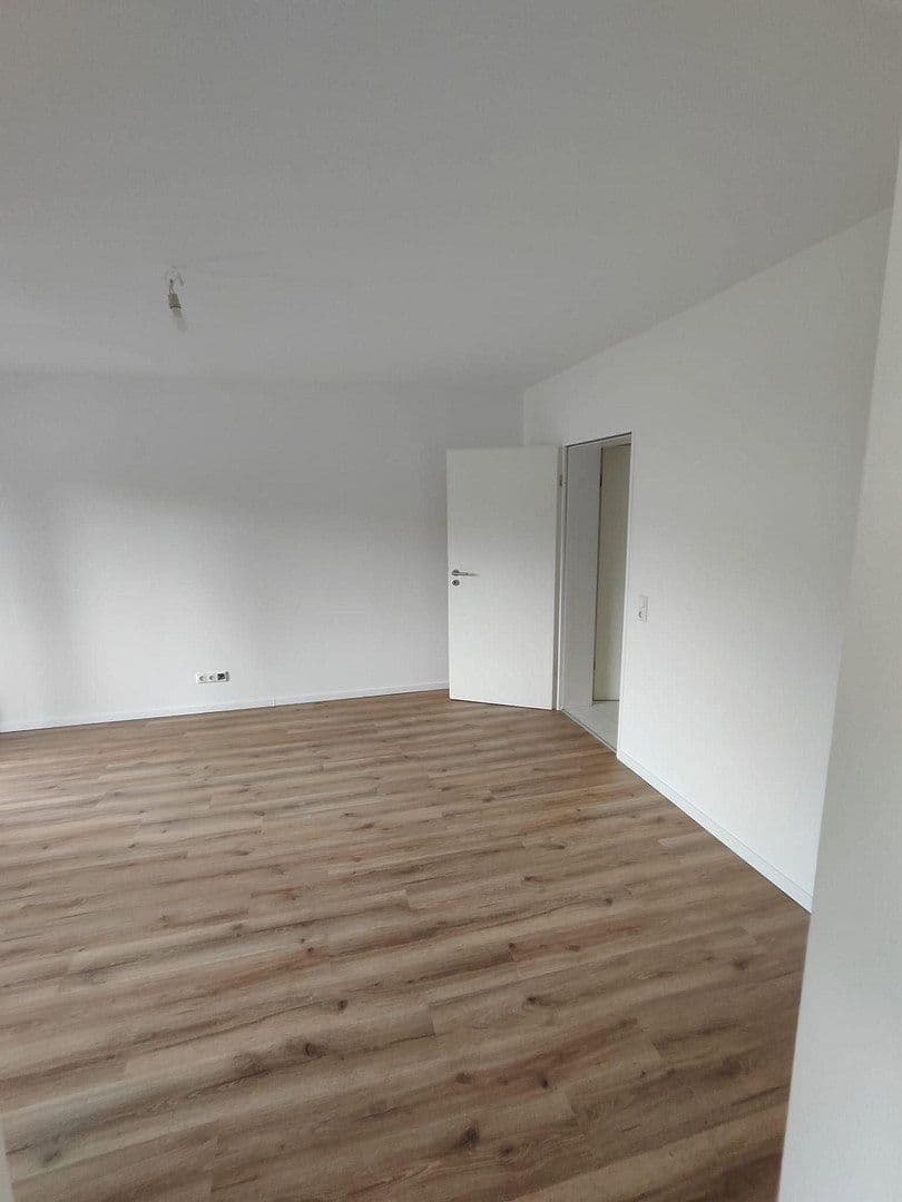 Pronájem bytu 2+kk 53 m², Lipperheidstr. 112, Oberhausen, Severní Porýní-Vestfálsko Pronájem bytu 2+kk 53 m², Lipperheidstr. 112, Oberhausen, Severní Porýní-Vestfálsko