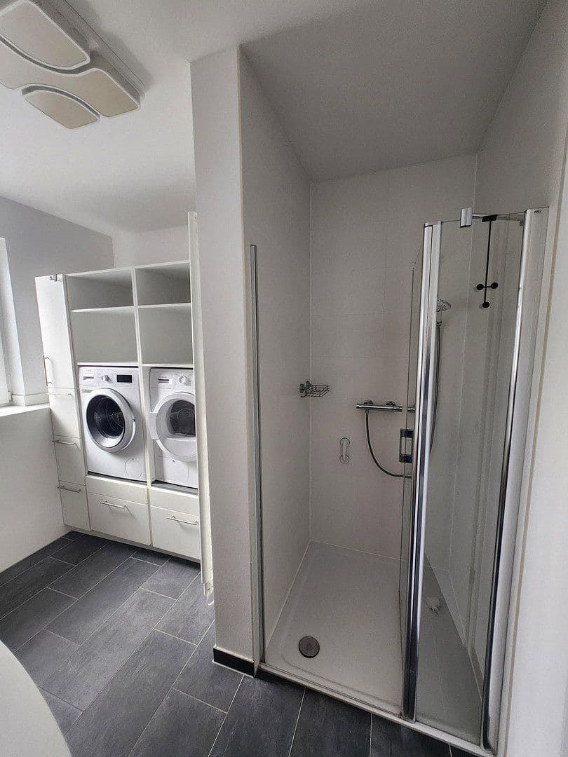 Pronájem bytu 3+1 151 m², Rheinstr. 11, Wiesbaden, Hessen Pronájem bytu 3+1 151 m², Rheinstr. 11, Wiesbaden, Hessen