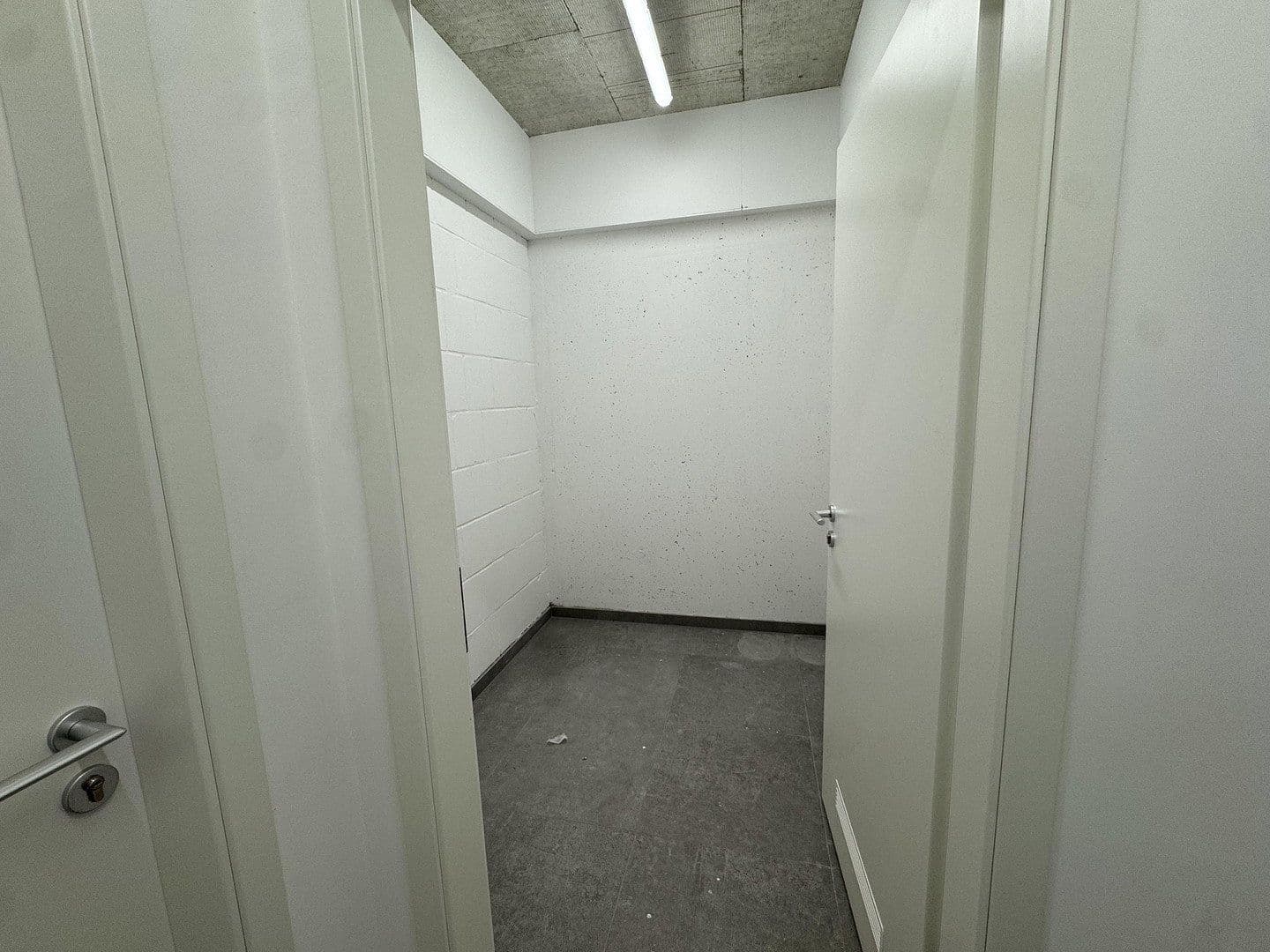 Pronájem bytu 2+1 65 m², Am Jungfernsee 32, Potsdam, Braniborsko Pronájem bytu 2+1 65 m², Am Jungfernsee 32, Potsdam, Braniborsko
