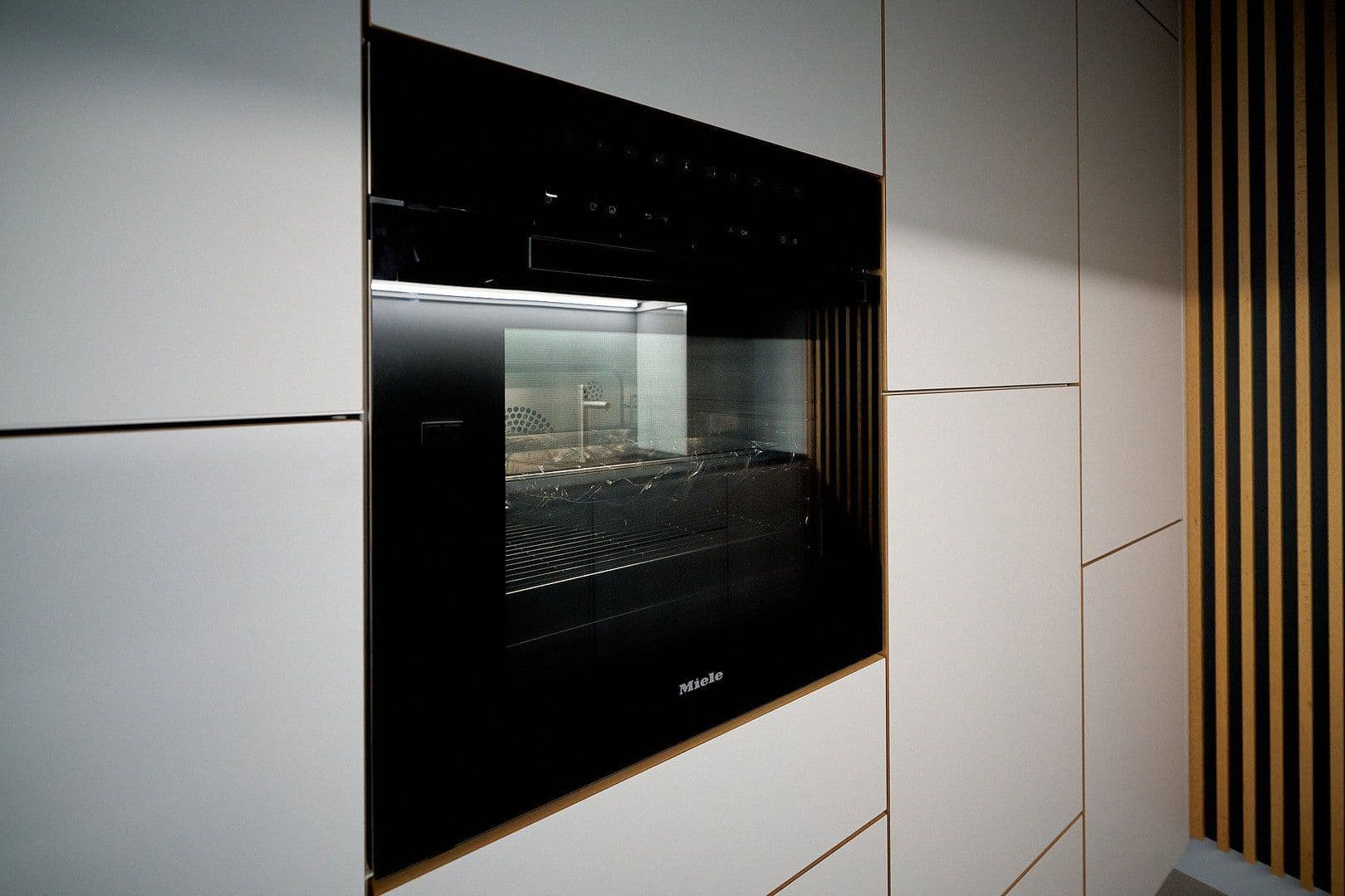 Pronájem bytu 2+1 65 m², Am Jungfernsee 32, Potsdam, Braniborsko Pronájem bytu 2+1 65 m², Am Jungfernsee 32, Potsdam, Braniborsko