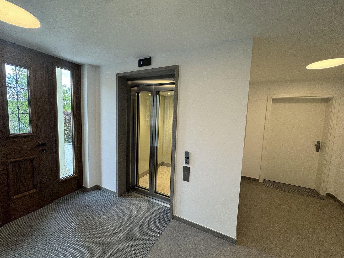 Pronájem bytu 2+1 65 m², Am Jungfernsee 32, Potsdam, Braniborsko Pronájem bytu 2+1 65 m², Am Jungfernsee 32, Potsdam, Braniborsko