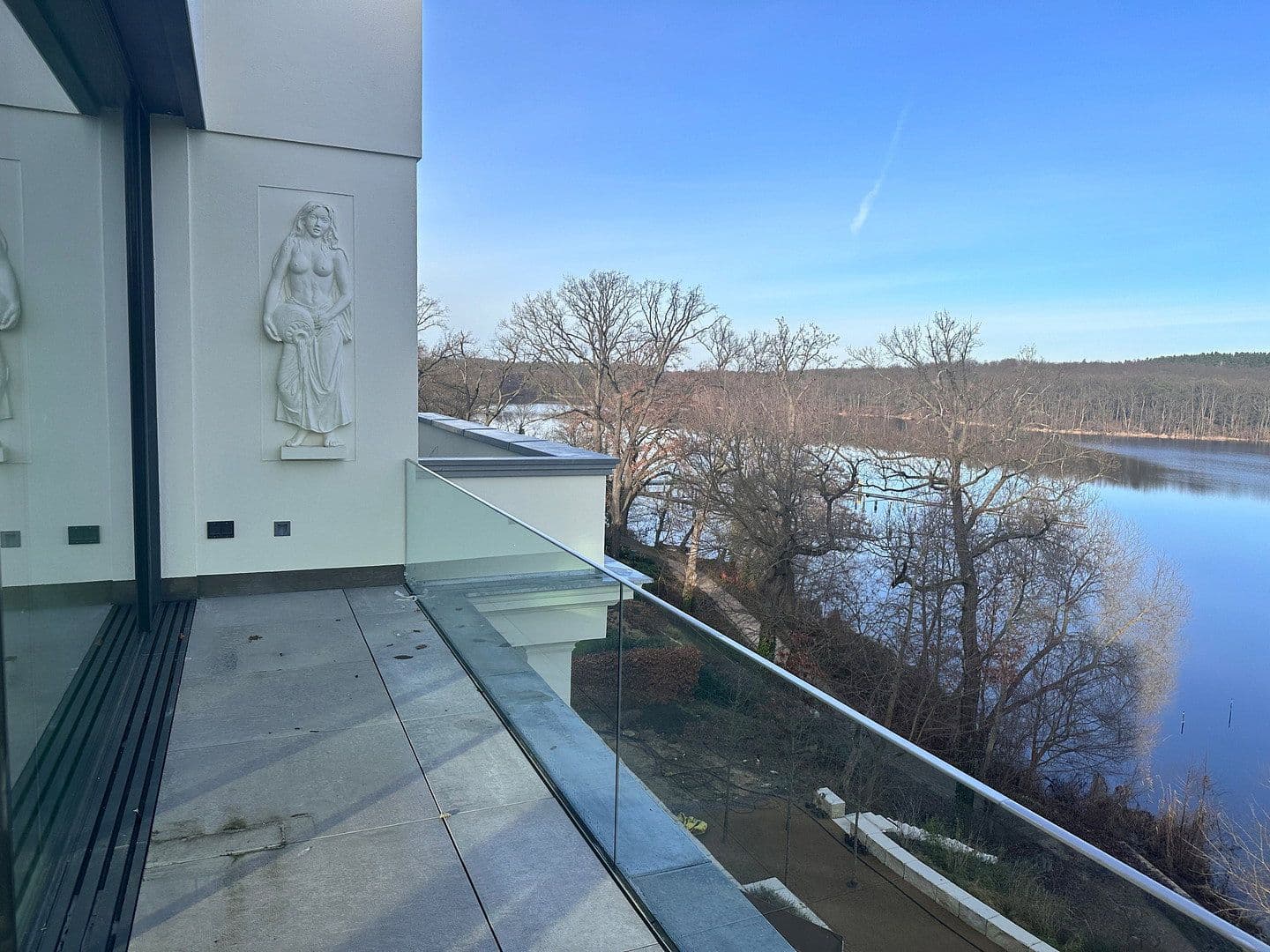 Pronájem bytu 2+1 65 m², Am Jungfernsee 32, Potsdam, Braniborsko Pronájem bytu 2+1 65 m², Am Jungfernsee 32, Potsdam, Braniborsko