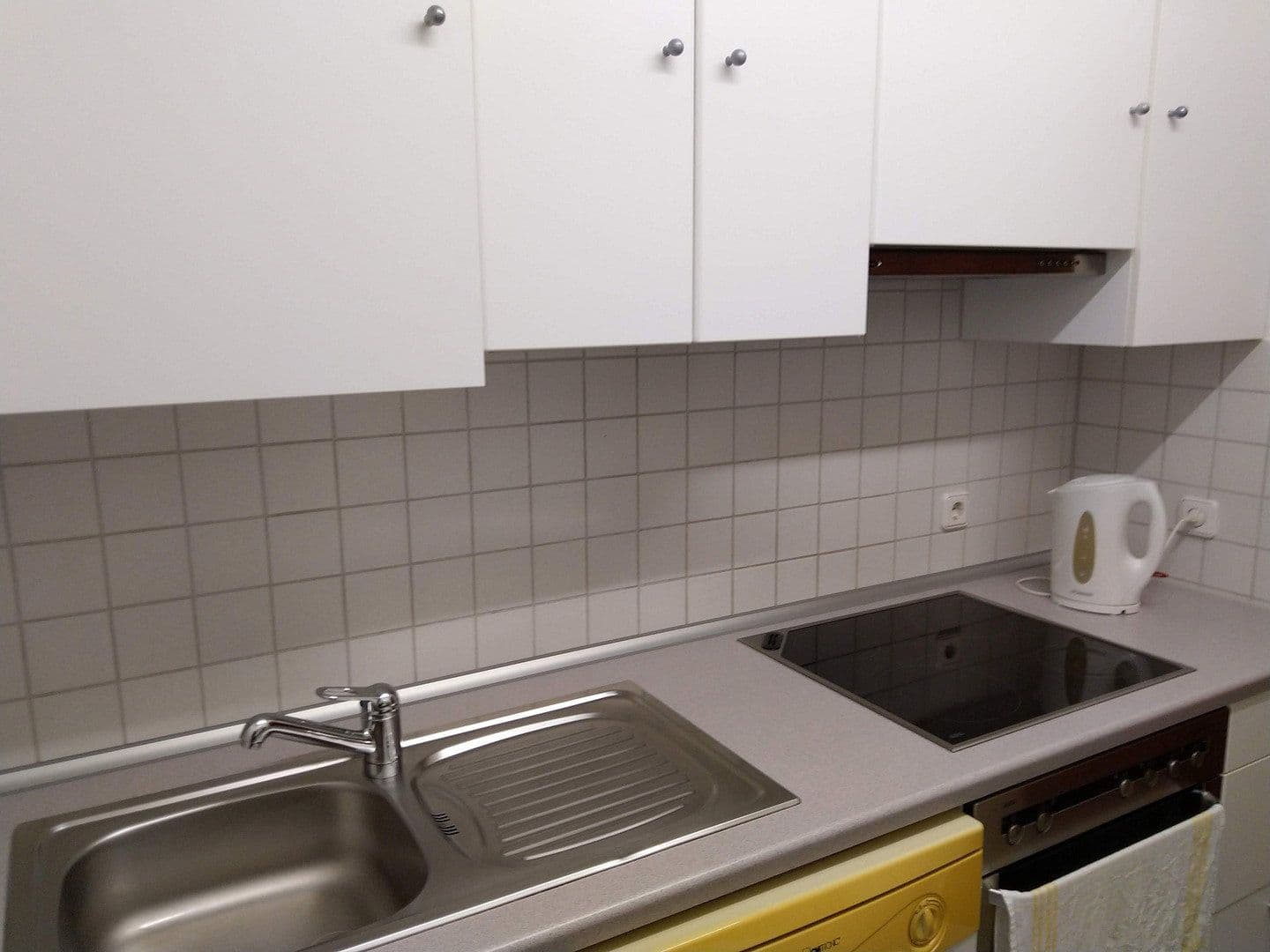 Pronájem bytu 1+1 40 m², Schurwaldstr. 4, Esslingen am Neckar, Bádensko-Württembersko Pronájem bytu 1+1 40 m², Schurwaldstr. 4, Esslingen am Neckar, Bádensko-Württembersko