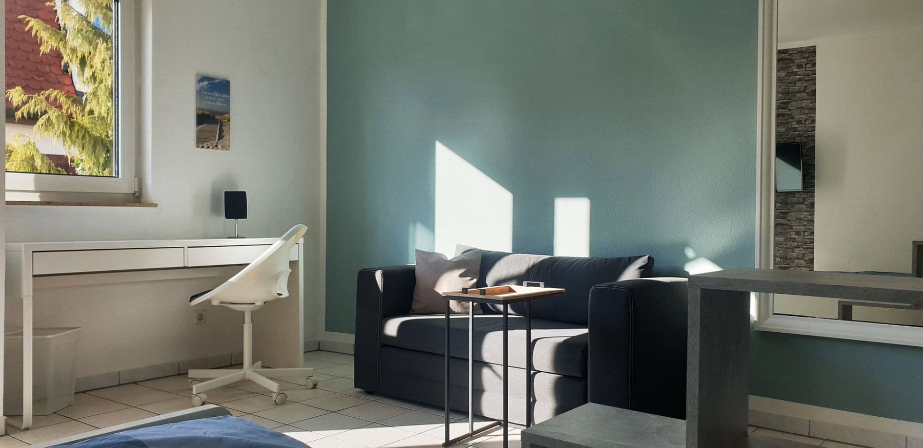 Pronájem bytu 1+1 28 m², Esslingen am Neckar, Bádensko-Württembersko Pronájem bytu 1+1 28 m², Esslingen am Neckar, Bádensko-Württembersko