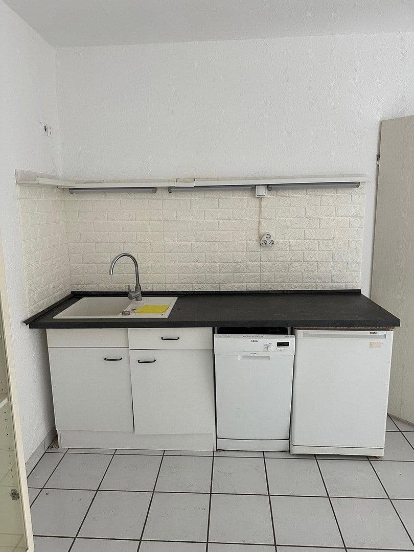Pronájem domu 186 m², pozemek 650 m², Frankfurt-Harheim, Hessen Pronájem domu 186 m², pozemek 650 m², Frankfurt-Harheim, Hessen