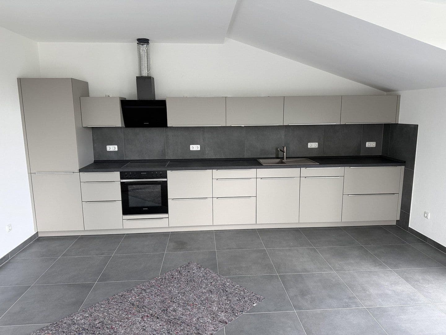 Prodej domu 780 m², pozemek 1.588 m², Mahlower Str. 249, Teltow, Braniborsko Prodej domu 780 m², pozemek 1.588 m², Mahlower Str. 249, Teltow, Braniborsko