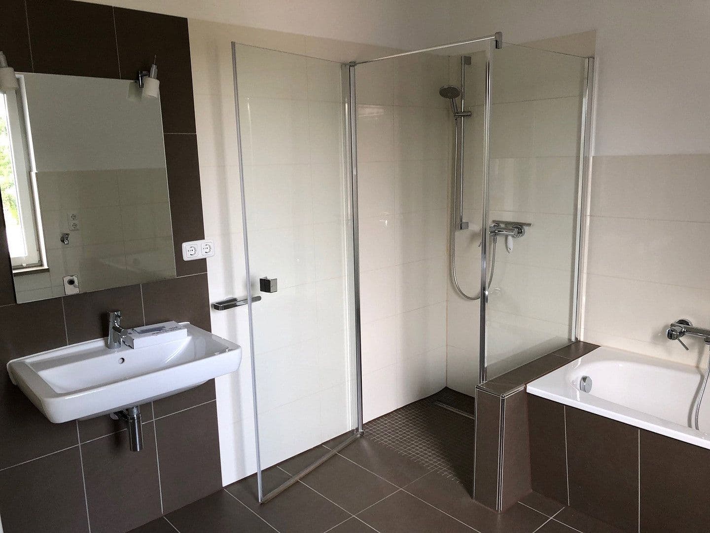 Pronájem bytu 2+1 78 m², Ehestorfer Dorfstr. 24, Rosengarten, Dolní Sasko Pronájem bytu 2+1 78 m², Ehestorfer Dorfstr. 24, Rosengarten, Dolní Sasko