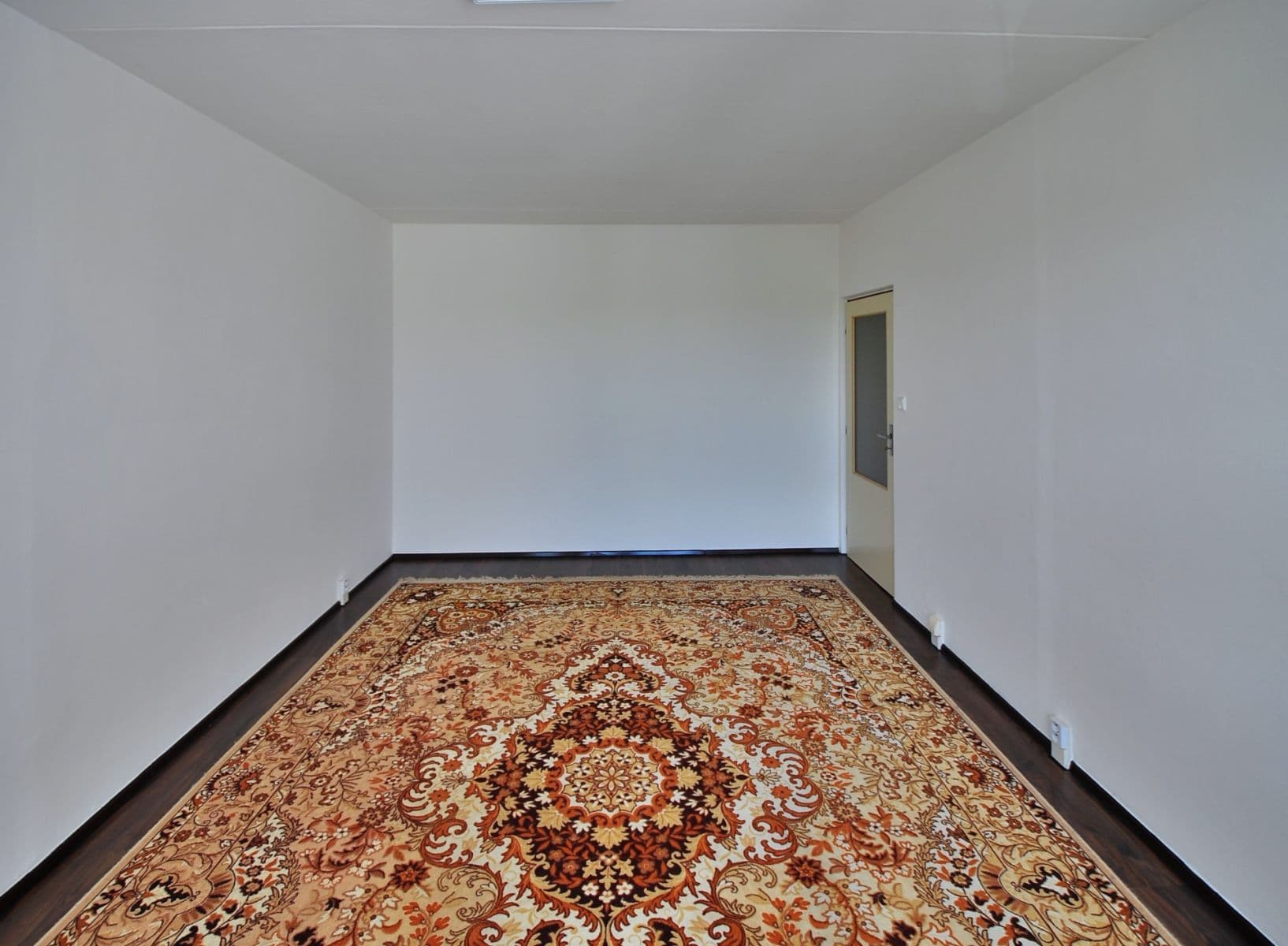 Pronájem bytu 1+1 49 m², Bzenecká, Plzeň, Plzeňský kraj Pronájem bytu 1+1 49 m², Bzenecká, Plzeň, Plzeňský kraj