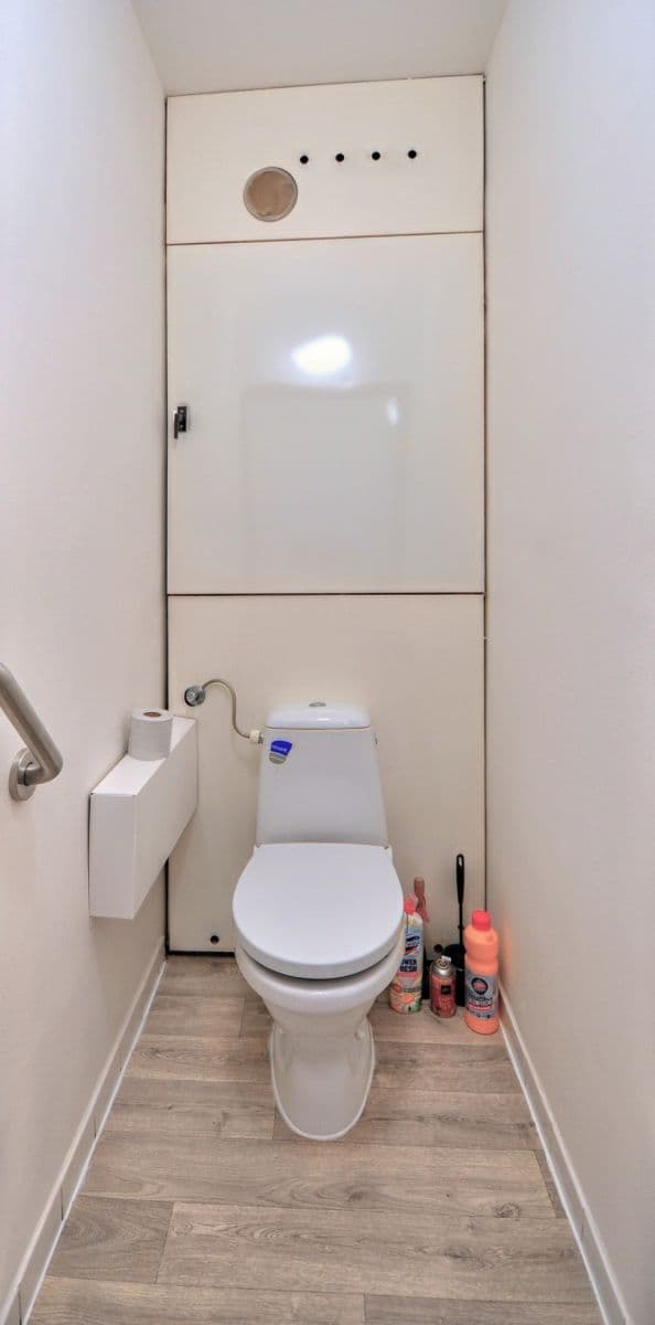 Pronájem bytu 1+1 49 m², Bzenecká, Plzeň, Plzeňský kraj Pronájem bytu 1+1 49 m², Bzenecká, Plzeň, Plzeňský kraj